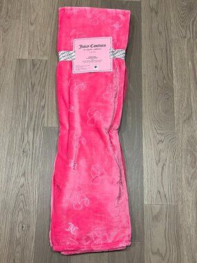 JUICY COUTURE TWIN Pink Embossed Plush Throw Blanket 60x90 Cherries Cherry NWT